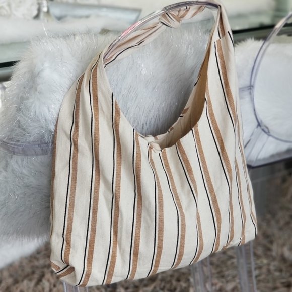 Oversized Striped Tote bag - Picture 1 of 4
